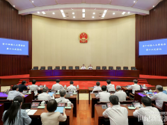 高紀凡受邀在江蘇省人大常委會作專題報告,助力江蘇光儲智慧能源產業走在前